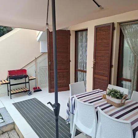 Semesterbostad Casa Vacanze Villasimius